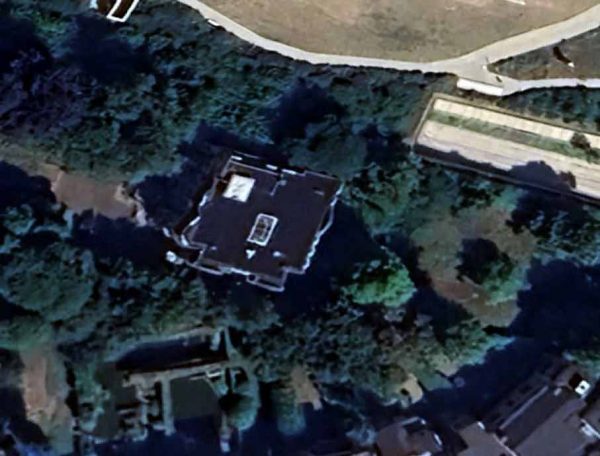 Town Mansion