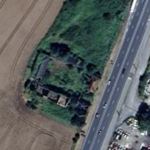 Abandoned villa House farmer - France