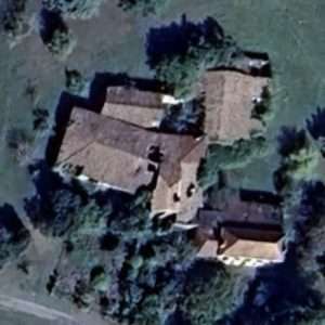 Abandoned Mansion Wine - France