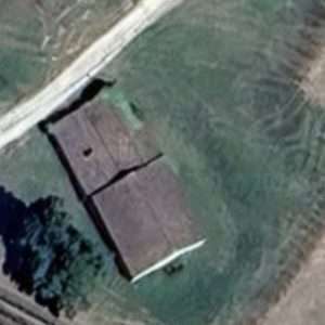 Abandoned villa House Green - France