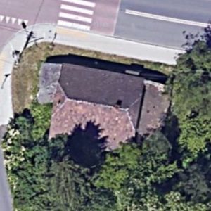 Abandoned villa House L - Poland